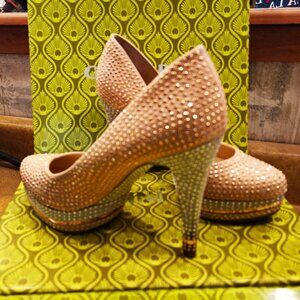 Gianni Bini Platform Fancy Heels